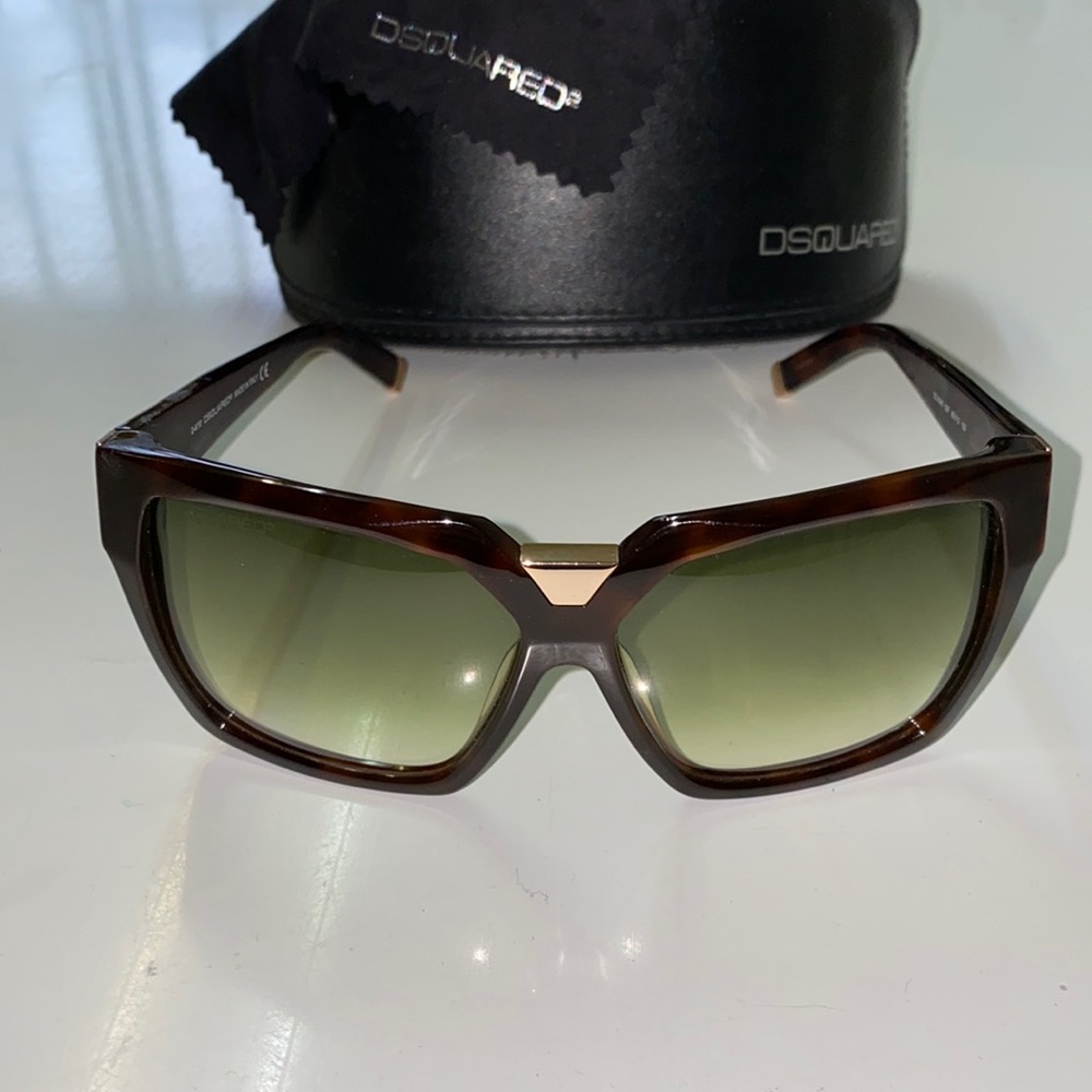 Dsquared2 tortoise sunnies